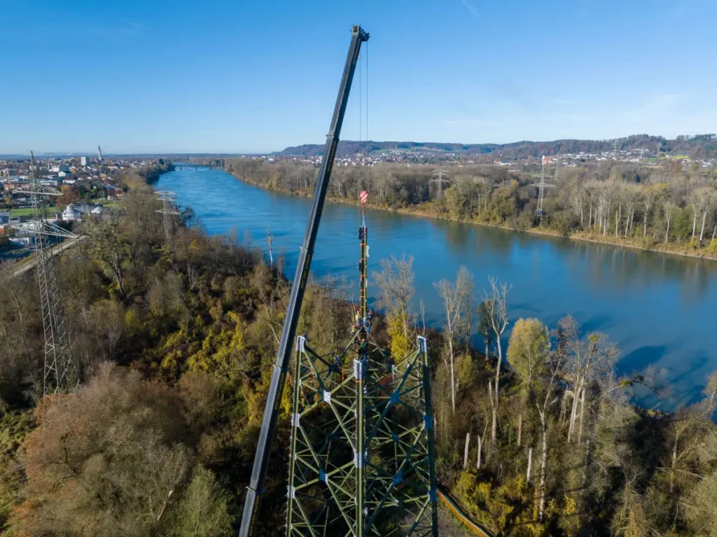 Maststockung Deutschlandleitung in St. Peter am Hart (Österreich)