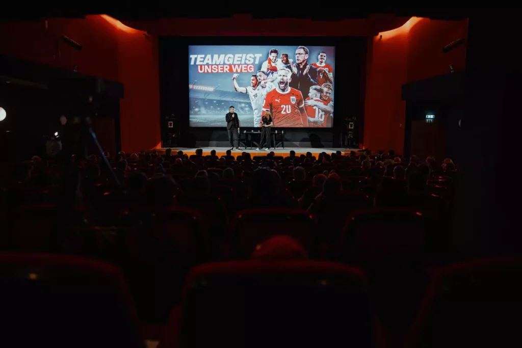 „Teamgeist – Unser Weg“: Premiere Wiener Urania Canal+