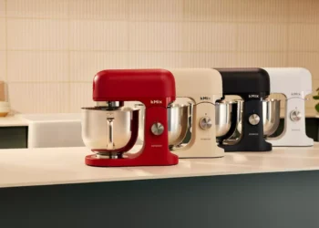 Kenwood kMix Küchenmaschine bringt Charakter in die Küche