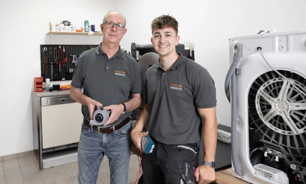 Die nächste Generation steht bereit: Vater Stephan wird im Mai in Pension gehen, Sohn Jakob übernimmt.