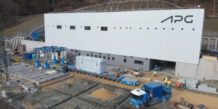 230 Tonne Transformator erreicht Leoben