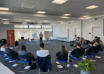 Zwischen Kundengespräch & Schaltschrankbau: Expert Lehrlings-College II