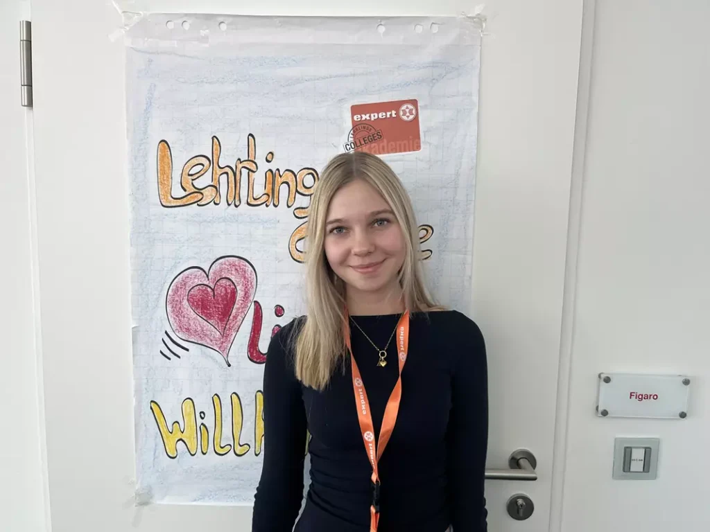 Expert LCII 2612 Alina Holzmann ETECH Linz college