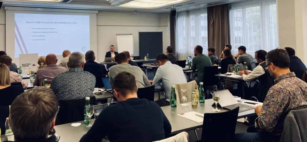 Stichwort Schneeschutz & Montage: „Die aktuellen Normen sind nicht nur Herausforderung, sondern vielfach die Chance, rechtskonform PV-Anlagen zu errichten und nicht später mit Haftungs- und Gewährleistungsansprüchen konfrontiert zu werden“, Peter Schöppl. © PV Austria 