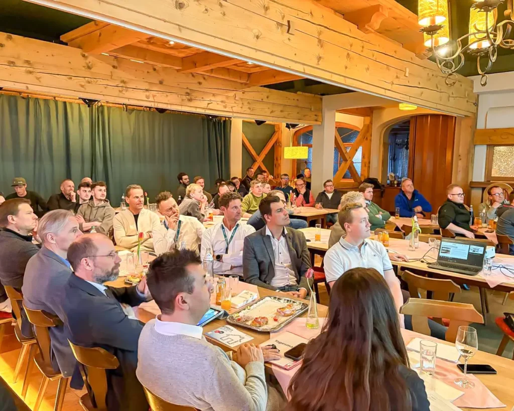 Salzbur AG Partnertreffen Puch