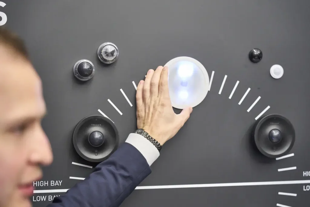 IntuSens PIR-Sensoren