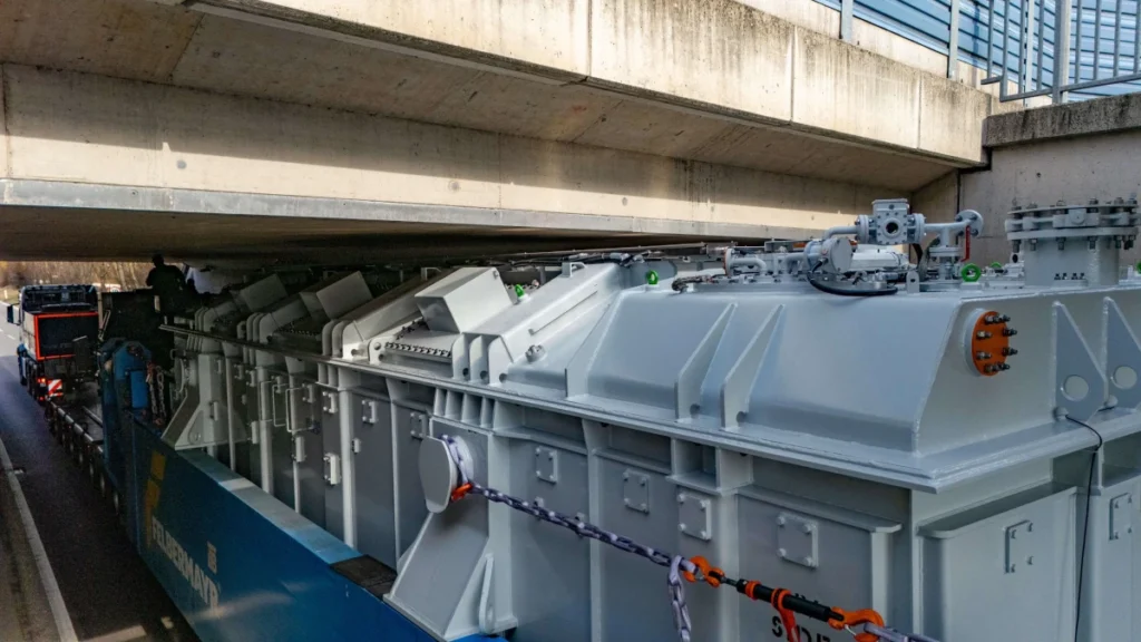 Trafotransport UW Pichling Eisenbahnunterführung