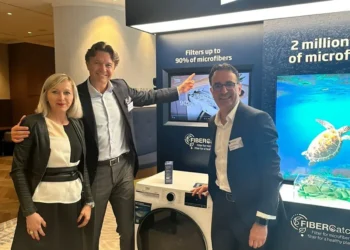 V.l.n.r. Margit Anglmaier, Head of Marketing and Communications Beko Austria AG, Hakan Bulgurlu, scheidender CEO von Beko Global, Evren Aksoy, Geschäftsführer Beko Austria AG. Das Amt von Bulgurlu übernimmt Can Dinçer. © Beko