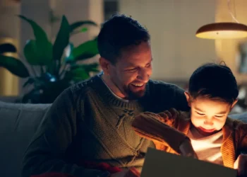 „Brighter Lives, Better World 2030“: Signify gießt seine Nachhaltigkeitsziele in ein neues Fundament