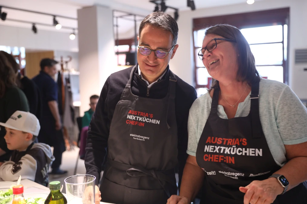 Evren Aksoy mit Beko Austria AG Teammitglied