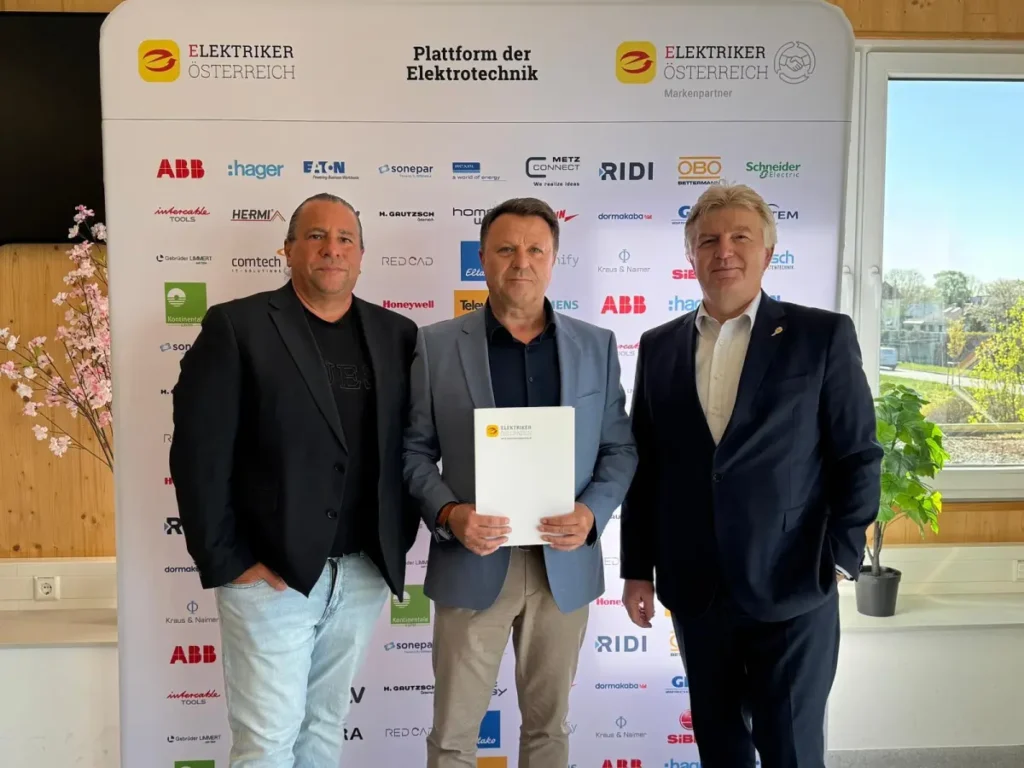 Neue Markenpartner: PC Electric-Verkaufsleiter Rudolf Sunnerer.