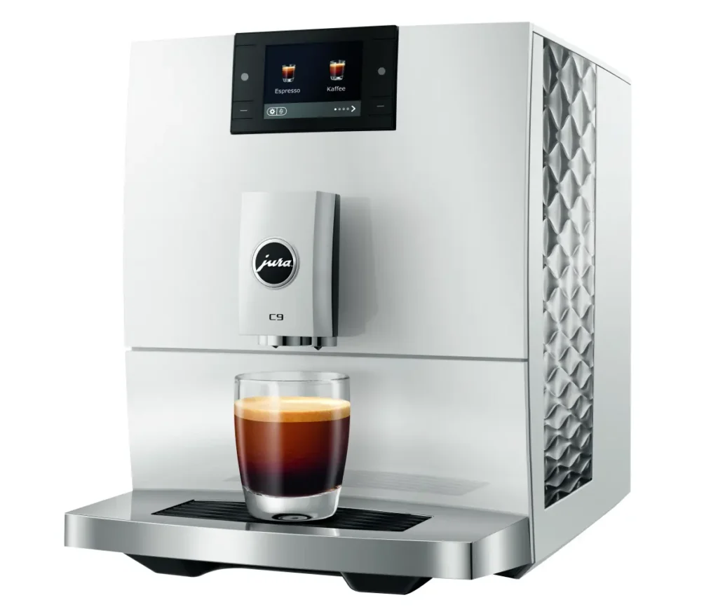 Jura C9 schneidet mit "Sehr gut" im ETM Testmagazin ab