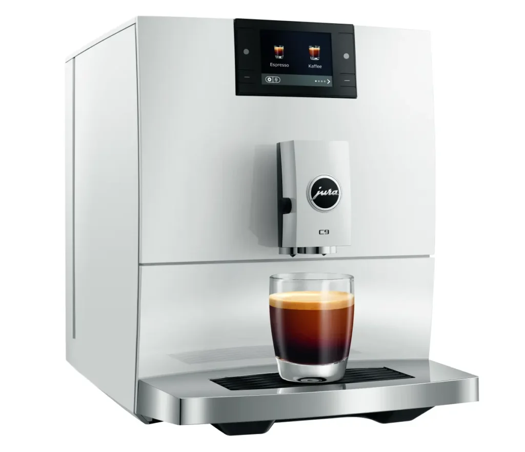 Jura C9 schneidet mit "Sehr gut" im ETM Testmagazin ab