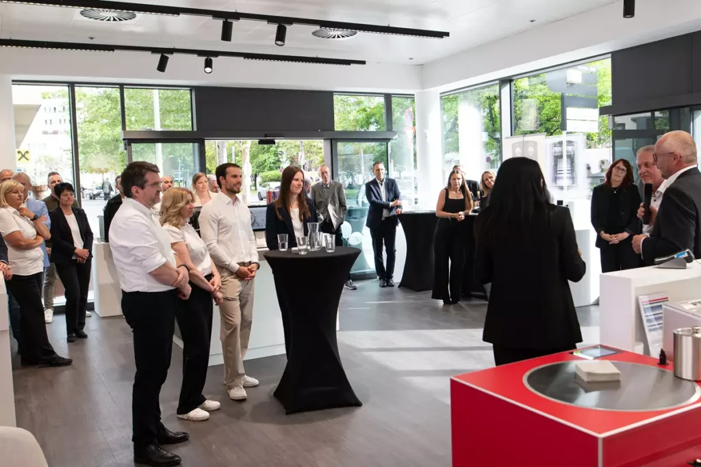 Jura Store Linz Eröffnung