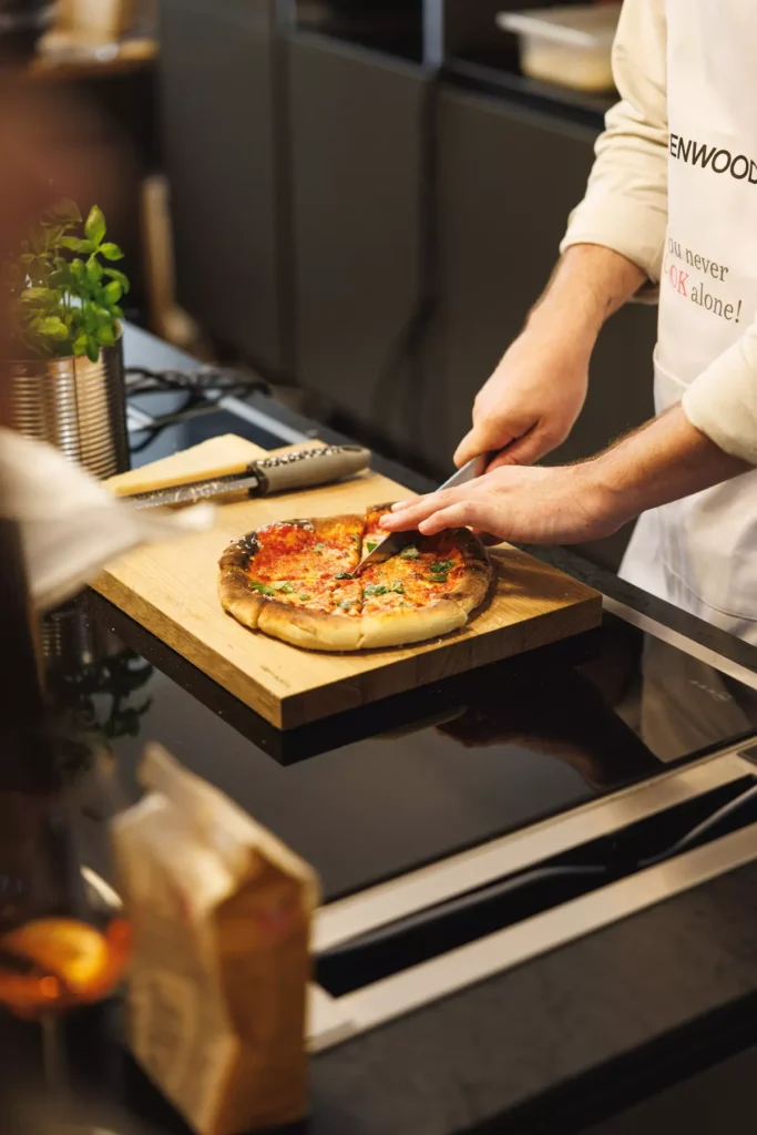Kenwood Pizza Workshop 6 pizzeria
