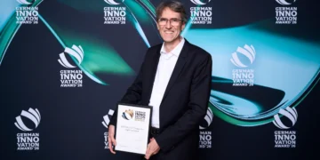 Lichtroboter Elix gewinnt German Innovation Award 2026