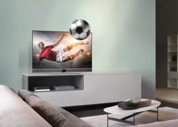 Metz präsentiert limitiertes OLED-Sondermodell zur Fußball-WM 2026
