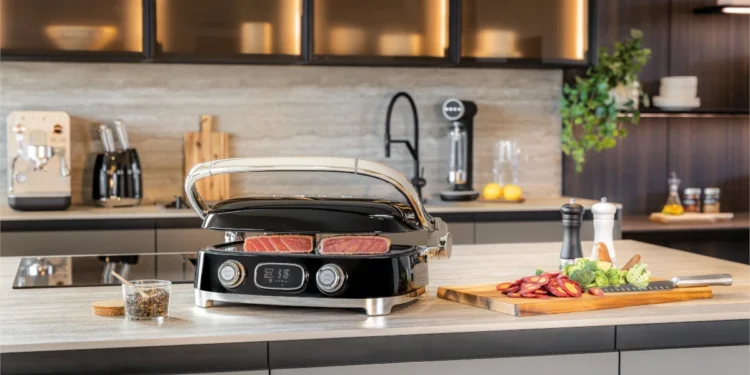 Der neue Smeg Multifunktionskontaktgrill: Vom saftigen Steak zur fluffigen Waffel