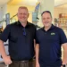 Freuten sich über einen regen Besuch der Jubiläumsfeier: Inhaber Josef Pöltl jun. mit ElectronicPartner-Regionalbetreuer Erich Theuermann. © ElectronicPartner