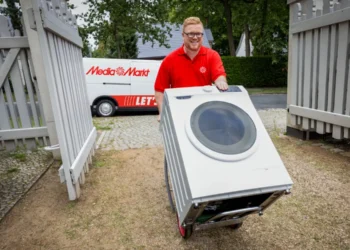MediaMarkt hebt Lieferstandard bei Großgeräten an