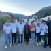 Langjährige und verdiente Beschäftigte: Josef Landschützer mit Mutter Antonia Landschützer und Bürgermeister Manfred Sampl mit den geehrten MitarbeiterInnen. © Expert