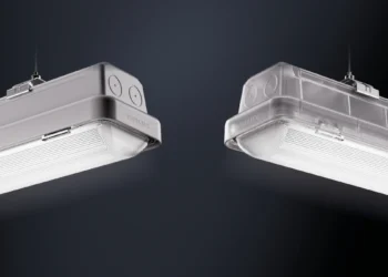 Trilux launcht seine neue Feuchtraumleuchten-Reihe X-Range
