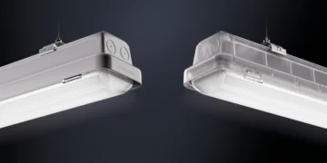 Trilux launcht seine neue Feuchtraumleuchten-Reihe X-Range