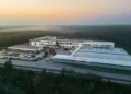 Luftaufnahme der Produktionsstätte von Kraus & Naimer in Weikersdorf (NÖ). © Kraus & Naimer