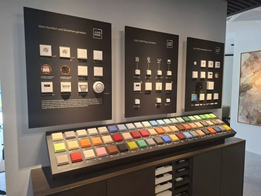 Le-Corbusier-Farbpalette mit ihren 63 Farbtönen